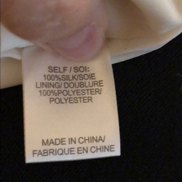 Beautiful Haute Hippie blouse- off-the-shoulder chiffon blouse, size M - Picture 7 of 8